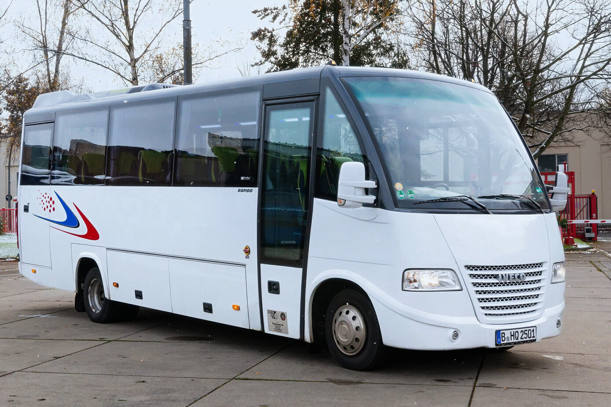 Midibus von BerlinBus.DE für den Mitarbeitershuttle